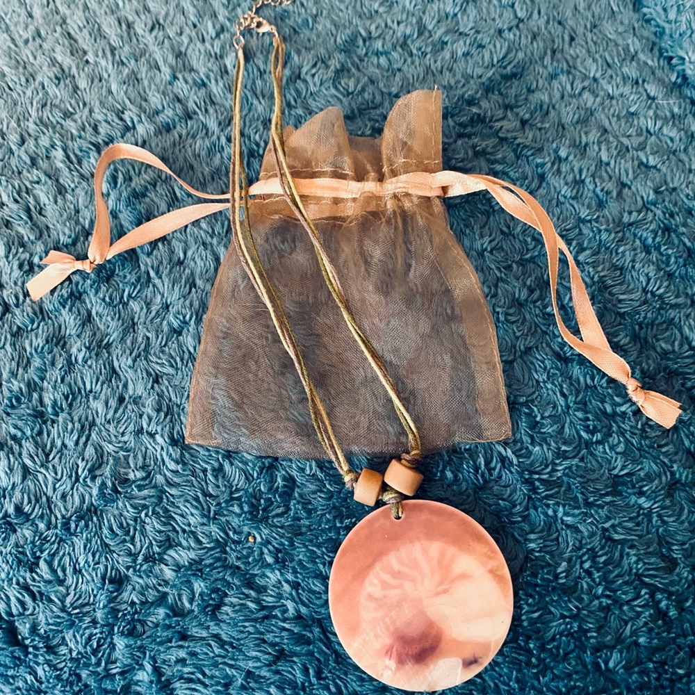 3 FOR $15!!! Pretty Shell Mother of Pearl Pendant Necklace